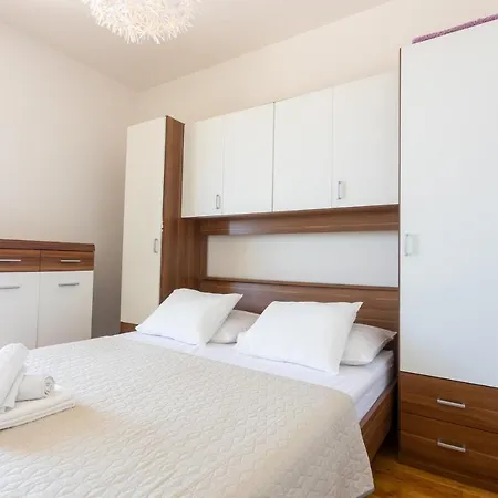 아파트 Allora With Panoramic Sea View *
